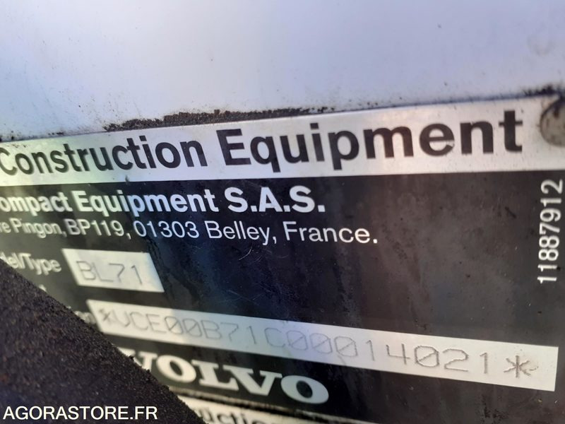 Tractopelle 4x4 volvo bl71 - Traktorgraver: bilde 5 Tractopelle 4x4 volvo bl71 - Traktorgraver: bilde 5