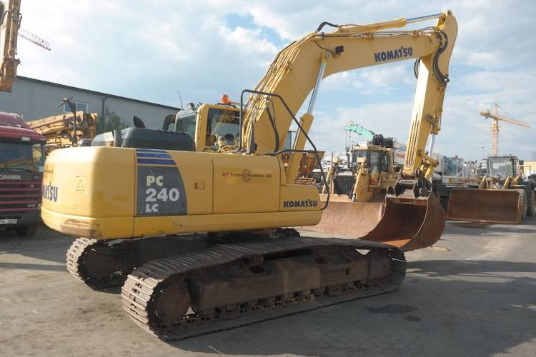 Komatsu PC 240-8 - Beltegraver: bilde 1 Komatsu PC 240-8 - Beltegraver: bilde 1
