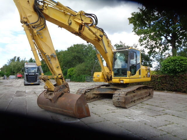 Komatsu PC210 LC-8 - Beltegraver: bilde 2 Komatsu PC210 LC-8 - Beltegraver: bilde 2