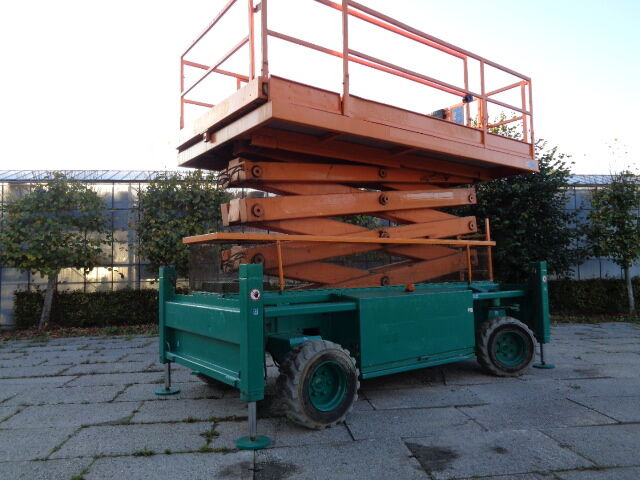 Liftlux SL140-24 - Sakselift: bilde 1 Liftlux SL140-24 - Sakselift: bilde 1