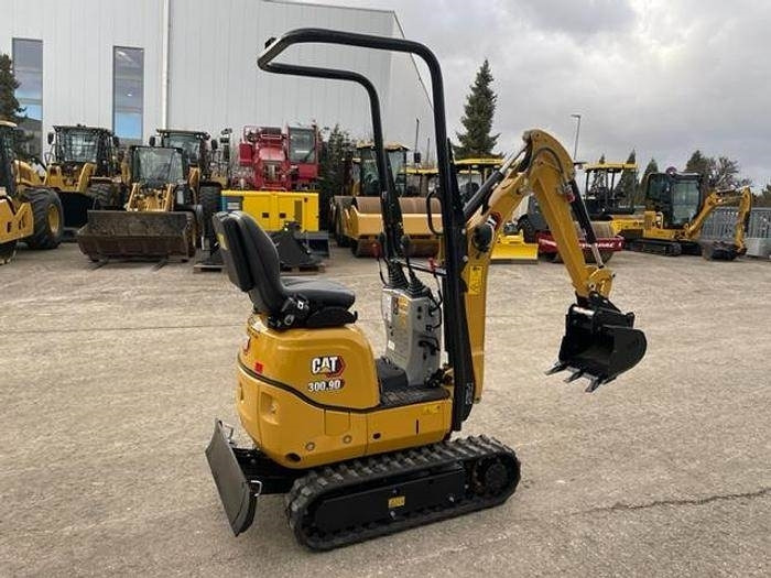 CAT 300.9D - Minigraver: bilde 2 CAT 300.9D - Minigraver: bilde 2
