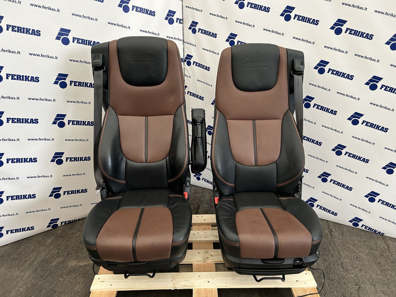 DAF driver and passenger seat set - Sete for Lastebil: bilde 1 DAF driver and passenger seat set - Sete for Lastebil: bilde 1