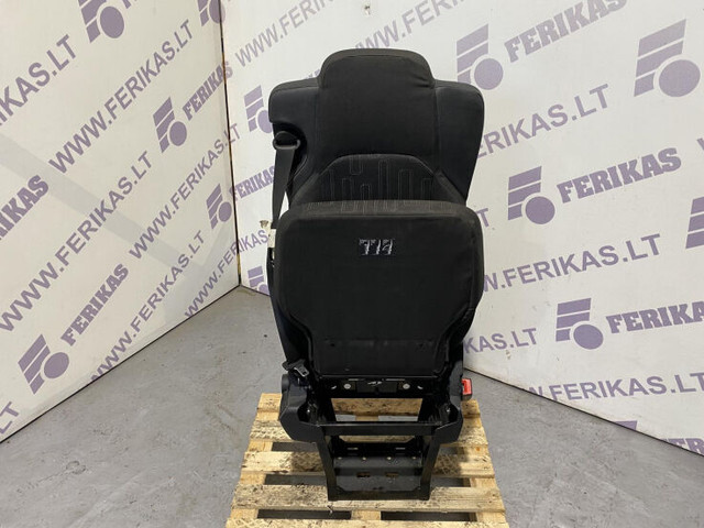 Mercedes-Benz Actros - Sete for Lastebil: bilde 3 Mercedes-Benz Actros - Sete for Lastebil: bilde 3