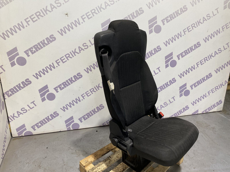 Mercedes-Benz Actros - Sete for Lastebil: bilde 2 Mercedes-Benz Actros - Sete for Lastebil: bilde 2