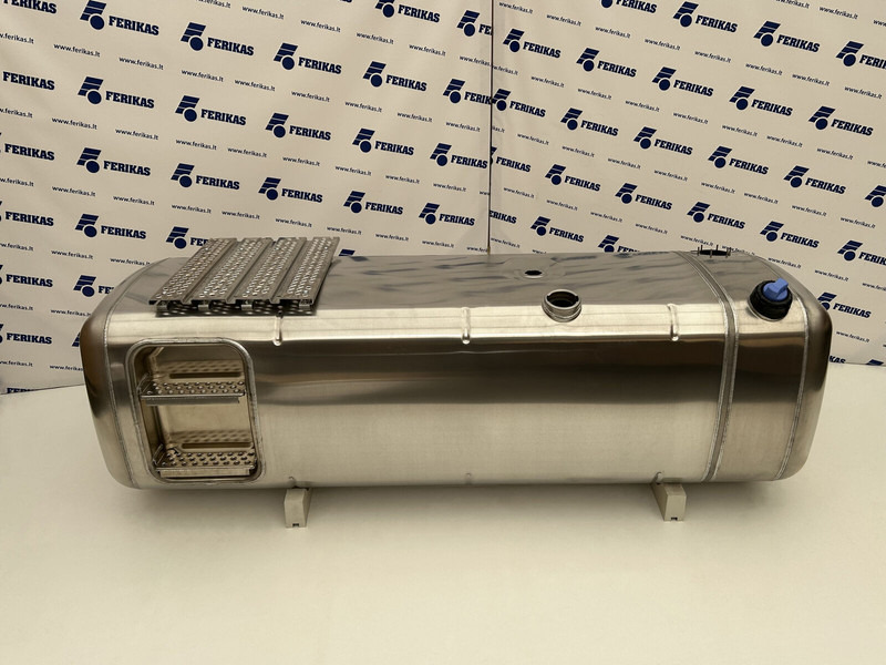 Mercedes-Benz Fuel tank 880L + 90L AdBlue - Drivstofftank for Lastebil: bilde 1 Mercedes-Benz Fuel tank 880L + 90L AdBlue - Drivstofftank for Lastebil: bilde 1