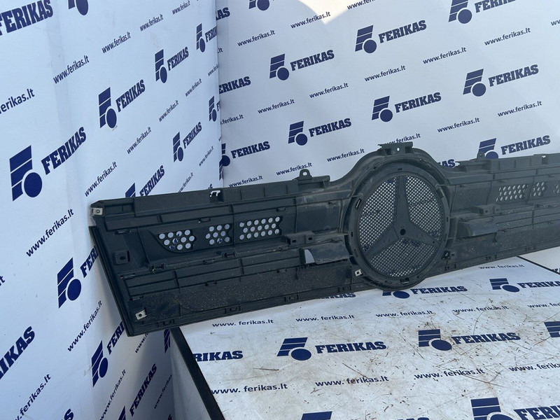 Mercedes-Benz bonnet grill - Panser for Lastebil: bilde 5 Mercedes-Benz bonnet grill - Panser for Lastebil: bilde 5