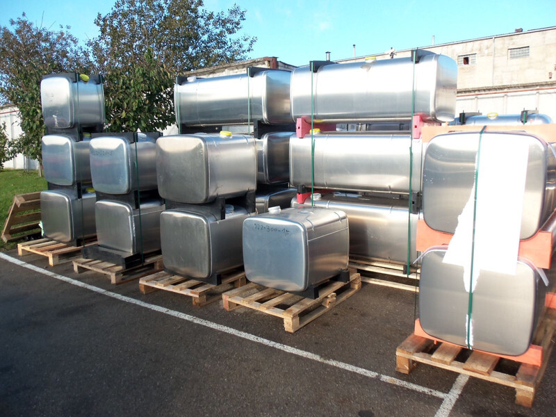 Renault / Volvo Complete aluminum fuel tank new or used 690L - 175cm, wi - Drivstofftank for Lastebil: bilde 5 Renault / Volvo Complete aluminum fuel tank new or used 690L - 175cm, wi - Drivstofftank for Lastebil: bilde 5