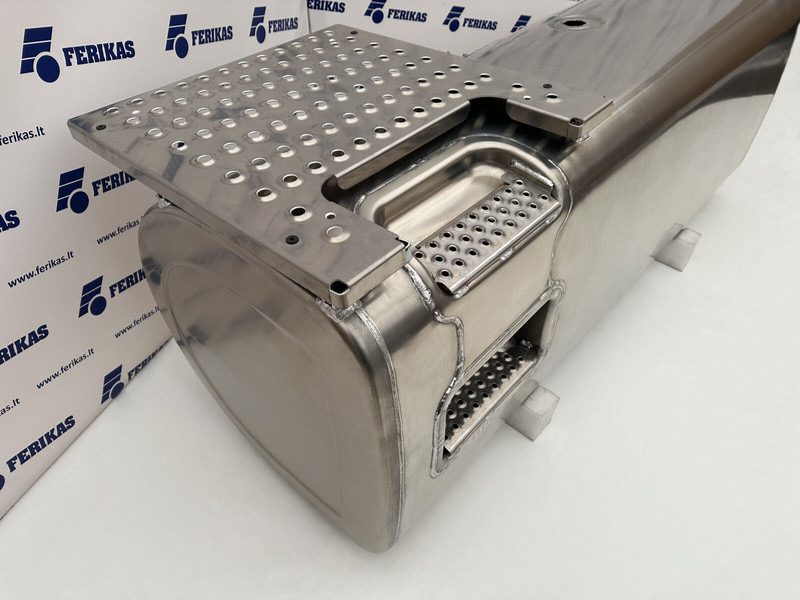 Volvo New aluminum fuel tank 770L - Drivstofftank for Lastebil: bilde 3 Volvo New aluminum fuel tank 770L - Drivstofftank for Lastebil: bilde 3