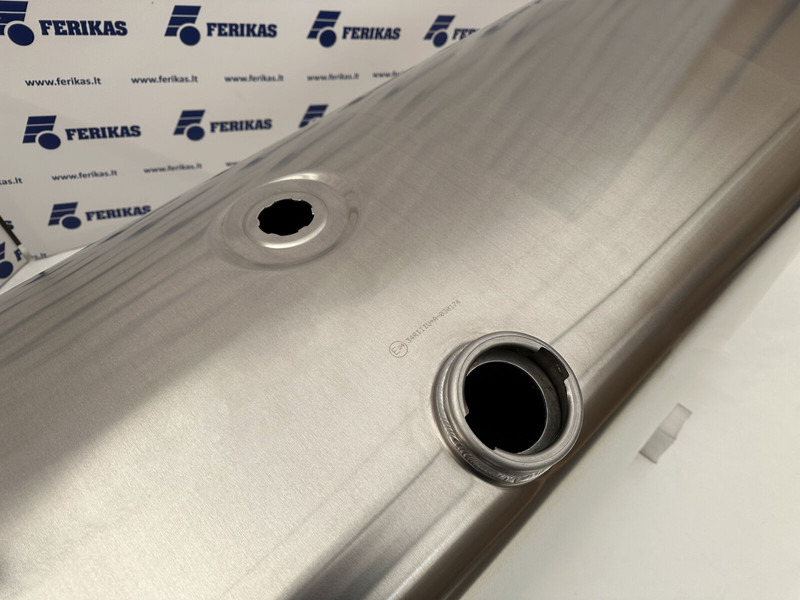 Volvo New aluminum fuel tank 900L - Drivstofftank for Lastebil: bilde 4 Volvo New aluminum fuel tank 900L - Drivstofftank for Lastebil: bilde 4
