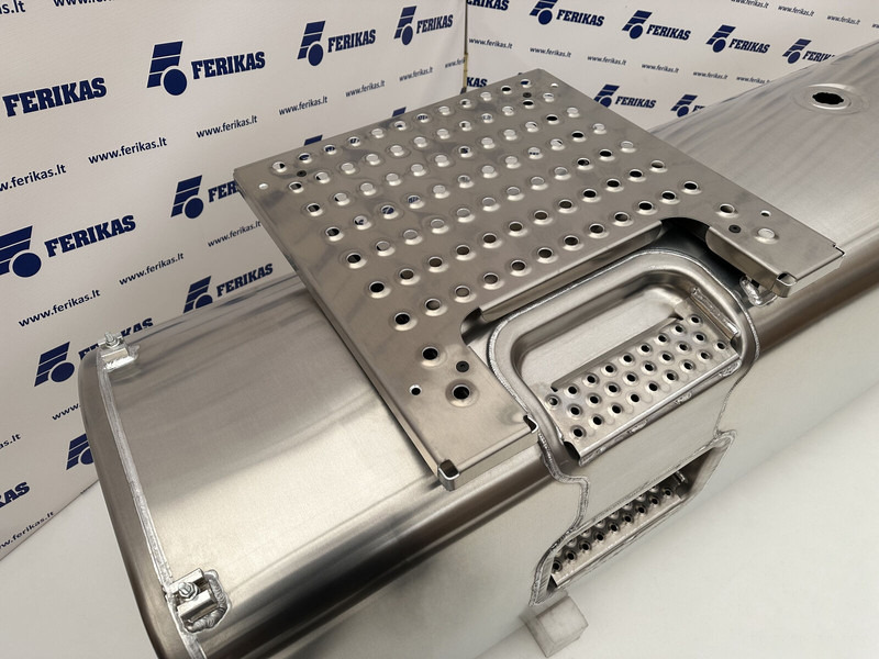 Volvo New aluminum fuel tank 900L - Drivstofftank for Lastebil: bilde 5 Volvo New aluminum fuel tank 900L - Drivstofftank for Lastebil: bilde 5