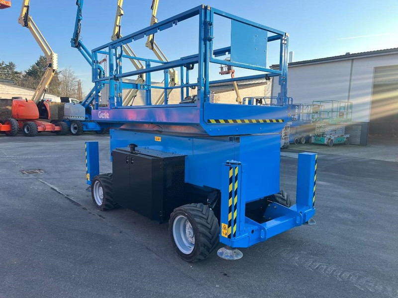 Genie GS4069 RT diesel 4x4 14m (1834) - Sakselift: bilde 5 Genie GS4069 RT diesel 4x4 14m (1834) - Sakselift: bilde 5