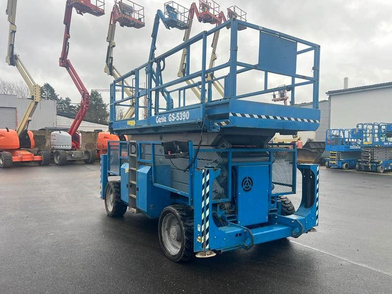 Genie GS5390 RT diesel 4x4 18m (1711) - Sakselift: bilde 5 Genie GS5390 RT diesel 4x4 18m (1711) - Sakselift: bilde 5
