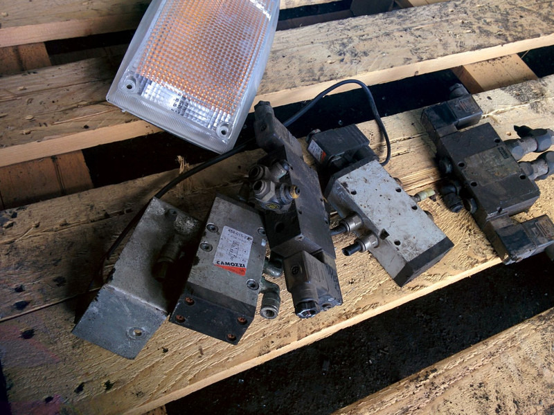 Bosch Открытия Двери - Motor og deler: bilde 1 Bosch Открытия Двери - Motor og deler: bilde 1