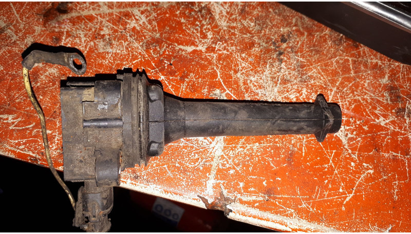 Bosch колпак свечи 15W263 катушка зажигания 08T199 - Motor og deler: bilde 2 Bosch колпак свечи 15W263 катушка зажигания 08T199 - Motor og deler: bilde 2