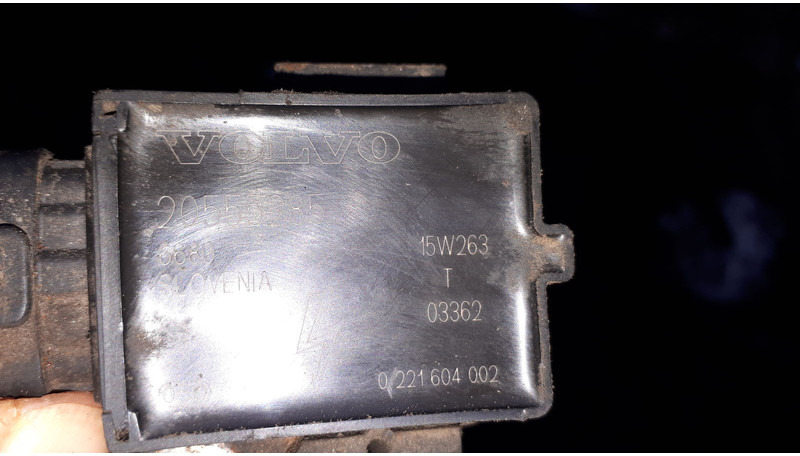 Bosch колпак свечи 15W263 катушка зажигания 08T199 - Motor og deler: bilde 4 Bosch колпак свечи 15W263 катушка зажигания 08T199 - Motor og deler: bilde 4