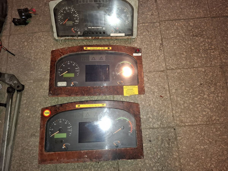 MAN DAF/ NEOPLAN. Mersedes. Iveko - Instrumentpanel: bilde 1 MAN DAF/ NEOPLAN. Mersedes. Iveko - Instrumentpanel: bilde 1