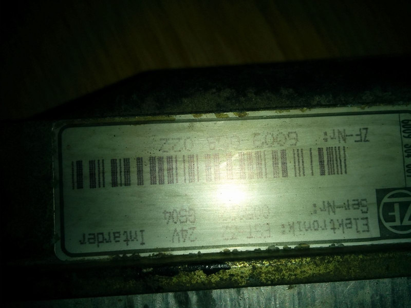 MAN Intarder EST-32 ZF-6009058022 - Styreenhet: bilde 1 MAN Intarder EST-32 ZF-6009058022 - Styreenhet: bilde 1