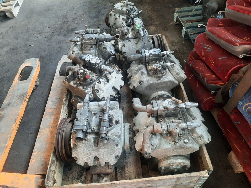 Mercedes-Benz 906 HFC 134A. FK40. FK-30. FK50 - A/C kompressor: bilde 2 Mercedes-Benz 906 HFC 134A. FK40. FK-30. FK50 - A/C kompressor: bilde 2