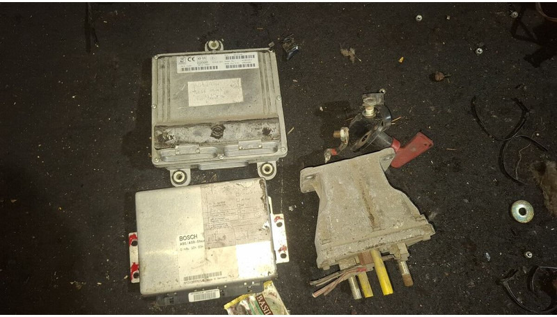 Mercedes-Benz - Styreenhet: bilde 4 Mercedes-Benz - Styreenhet: bilde 4