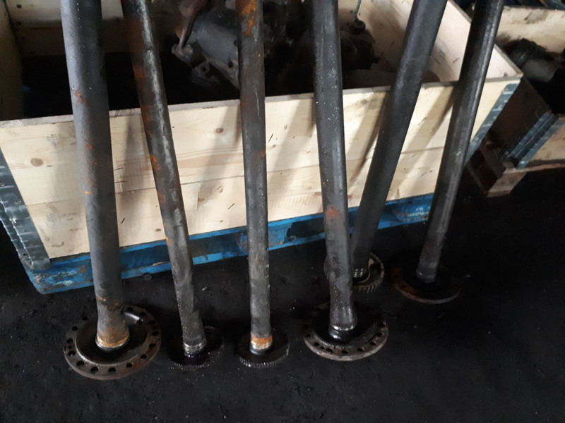 Mercedes-Benz Neoplan . Scania . Volvo . Man - Drivaksel: bilde 1 Mercedes-Benz Neoplan . Scania . Volvo . Man - Drivaksel: bilde 1