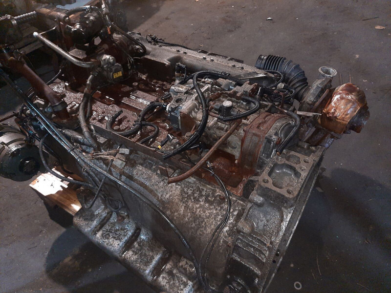 Mercedes-Benz OM447 - Motor: bilde 2 Mercedes-Benz OM447 - Motor: bilde 2