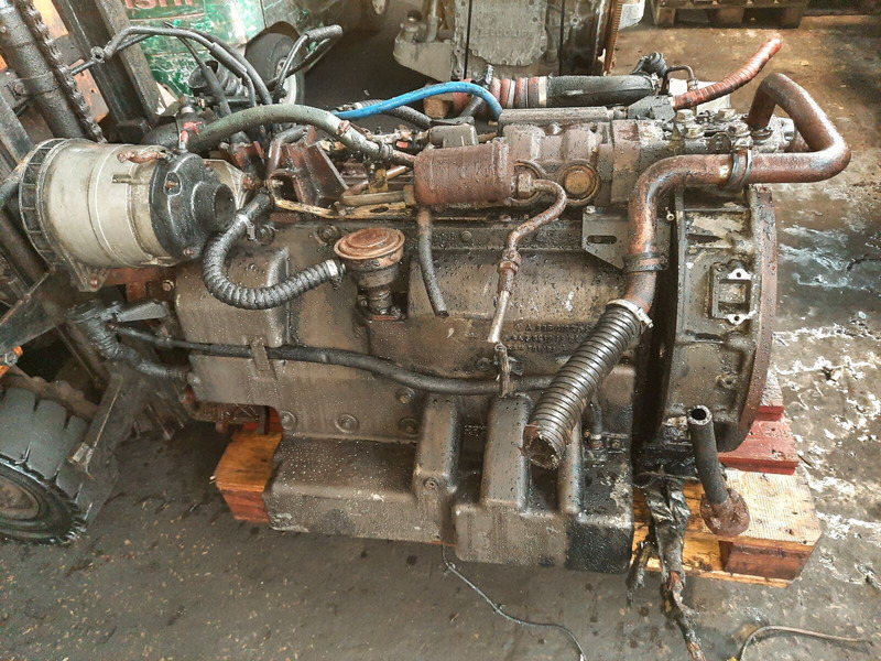 Mercedes-Benz Om 906 - Motor: bilde 2 Mercedes-Benz Om 906 - Motor: bilde 2