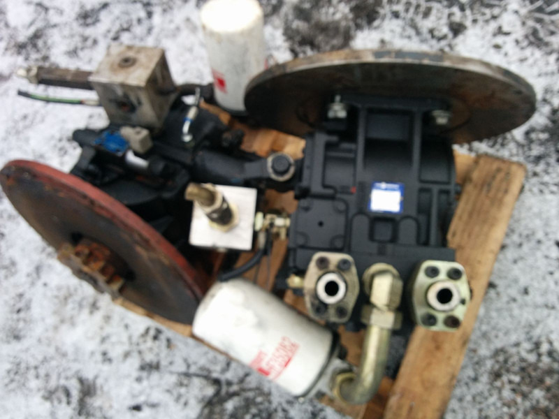 Sandler 90R130 - Hydraulisk pumpe: bilde 1 Sandler 90R130 - Hydraulisk pumpe: bilde 1