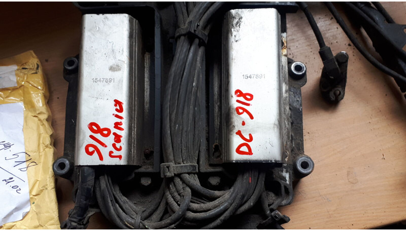 Scania Control Unit Optikruise 1404685 . 1434153 - Styreenhet: bilde 2 Scania Control Unit Optikruise 1404685 . 1434153 - Styreenhet: bilde 2