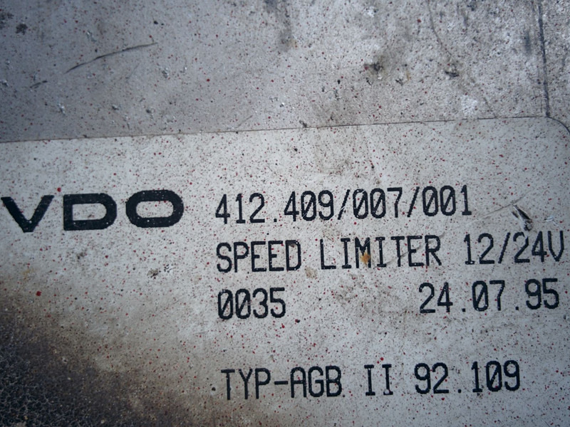 VDO 412.409/007/001 412.405/2/1 412.412/002/001 - Styreenhet: bilde 4 VDO 412.409/007/001 412.405/2/1 412.412/002/001 - Styreenhet: bilde 4