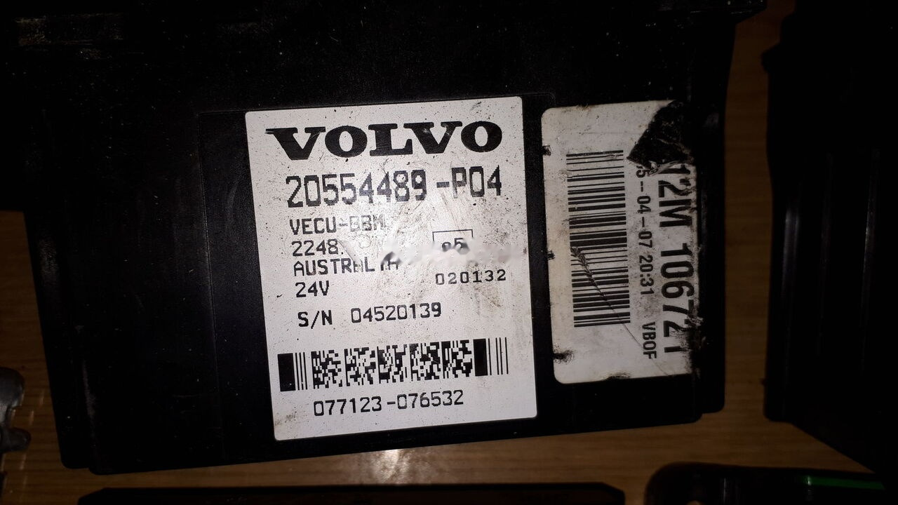Volvo 20744283-01 .20514900-03.\\\\ 20585155-P02/20554489-P04/.2050318 Volvo B12./B10 - Styreenhet for Buss: bilde 1 Volvo 20744283-01 .20514900-03.\\\\ 20585155-P02/20554489-P04/.2050318 Volvo B12./B10 - Styreenhet for Buss: bilde 1