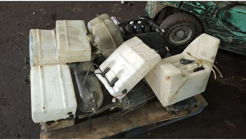 Volvo Scani - Ekspansjonstank: bilde 1 Volvo Scani - Ekspansjonstank: bilde 1