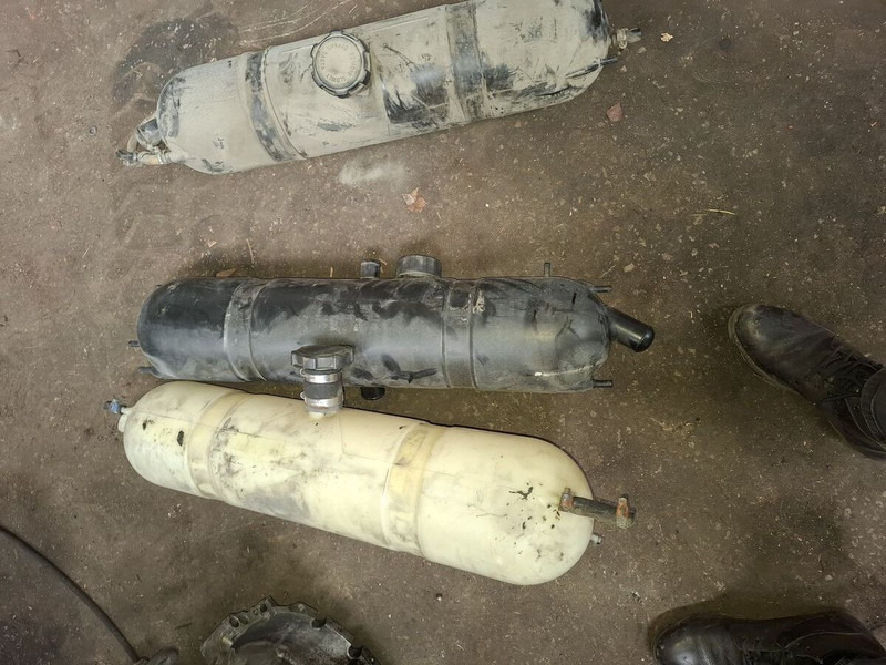 Volvo Scani - Ekspansjonstank: bilde 1 Volvo Scani - Ekspansjonstank: bilde 1