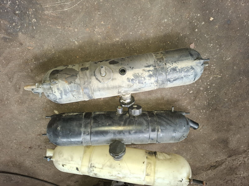 Volvo Scani - Ekspansjonstank: bilde 5 Volvo Scani - Ekspansjonstank: bilde 5