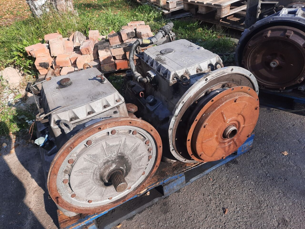 Volvo VOITH 864.5 \ 854.5 \ 854.3E. 864.3E/ 864.3/ 861/ 863 Volvo B12 / B7/ B10 - Girkasse for Buss: bilde 1 Volvo VOITH 864.5 \ 854.5 \ 854.3E. 864.3E/ 864.3/ 861/ 863 Volvo B12 / B7/ B10 - Girkasse for Buss: bilde 1