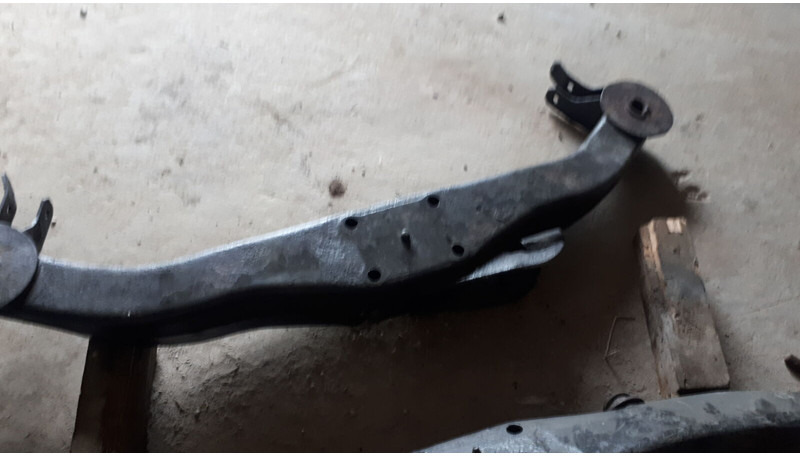 Volvo кронштейн заднего моста мерседес - Stålfjæring: bilde 2 Volvo кронштейн заднего моста мерседес - Stålfjæring: bilde 2