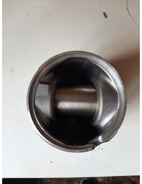 Volvo std 126.85 - Motor og deler: bilde 2 Volvo std 126.85 - Motor og deler: bilde 2