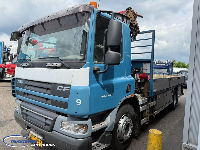 DAF CF 75.310 Manuel, Steel springs, HMF 1560 K3 - Planbil, Kranbil: bilde 3 DAF CF 75.310 Manuel, Steel springs, HMF 1560 K3 - Planbil, Kranbil: bilde 3