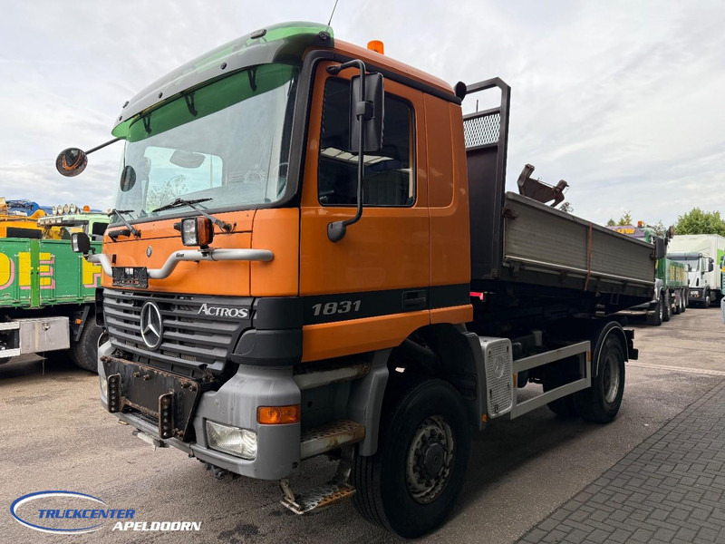 Mercedes-Benz Actros 1831 4x4 Naafreductie, Bladgeveerd, EPS, Originele kilometerstand! - Tippbil: bilde 3 Mercedes-Benz Actros 1831 4x4 Naafreductie, Bladgeveerd, EPS, Originele kilometerstand! - Tippbil: bilde 3