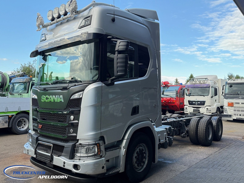 Scania R730 XT NGS V8 6x4 Naafreductie, Retarder, PTO - Chassis lastebil: bilde 4 Scania R730 XT NGS V8 6x4 Naafreductie, Retarder, PTO - Chassis lastebil: bilde 4
