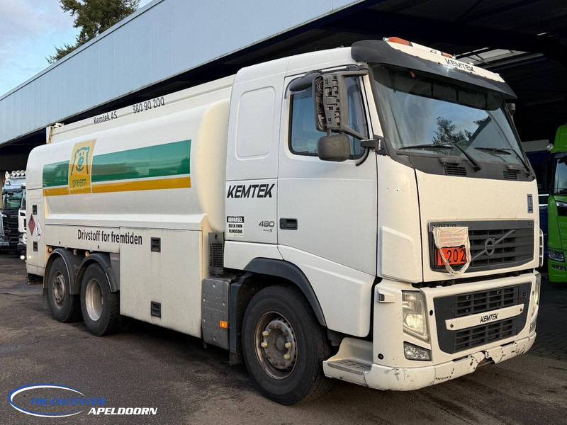 Volvo FH 480 18000 Liter ADR, 4 Compartimenten, Stuuras - Tankbil: bilde 1 Volvo FH 480 18000 Liter ADR, 4 Compartimenten, Stuuras - Tankbil: bilde 1