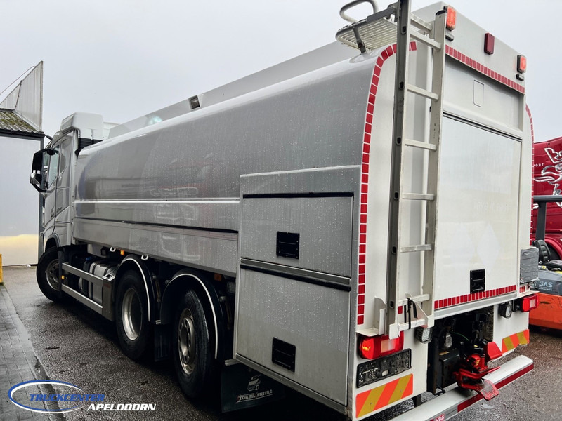 Volvo FH 540 17800 Liter, 4 Compartments, Retarder, Steering axle - Tankbil: bilde 2 Volvo FH 540 17800 Liter, 4 Compartments, Retarder, Steering axle - Tankbil: bilde 2