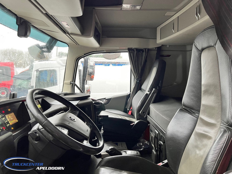 Volvo FH 540 17800 Liter, 4 Compartments, Retarder, Steering axle - Tankbil: bilde 4 Volvo FH 540 17800 Liter, 4 Compartments, Retarder, Steering axle - Tankbil: bilde 4