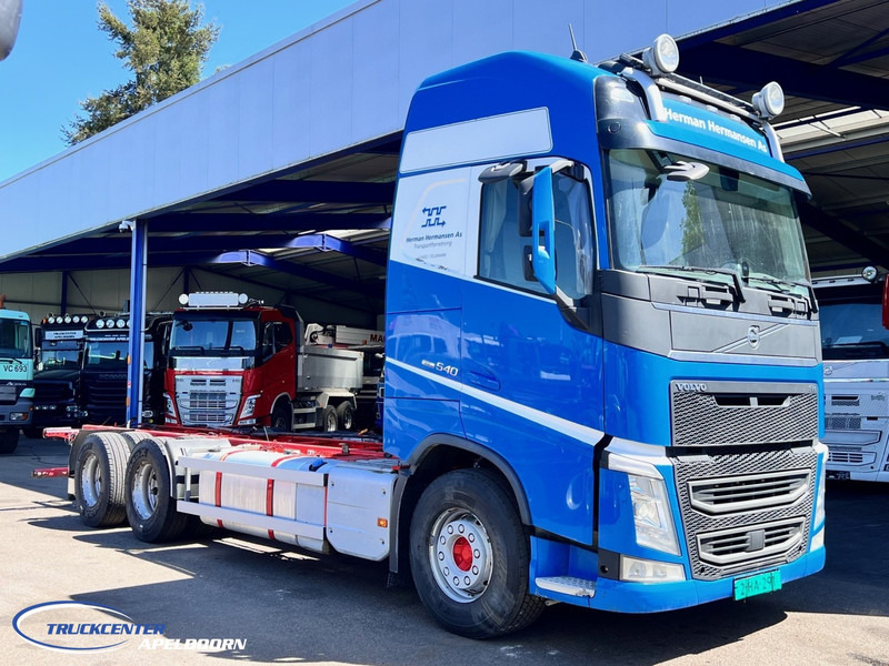 Volvo FH 540 6x4, Dual clutch, XL Globetrotter, PTO, Retarder - Chassis lastebil: bilde 1 Volvo FH 540 6x4, Dual clutch, XL Globetrotter, PTO, Retarder - Chassis lastebil: bilde 1