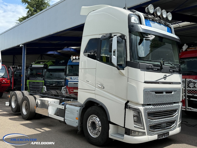 Volvo FH 750 Globetrotter XL, Retarder, 460 WB, Reduction axle, Pto - Chassis lastebil: bilde 1 Volvo FH 750 Globetrotter XL, Retarder, 460 WB, Reduction axle, Pto - Chassis lastebil: bilde 1
