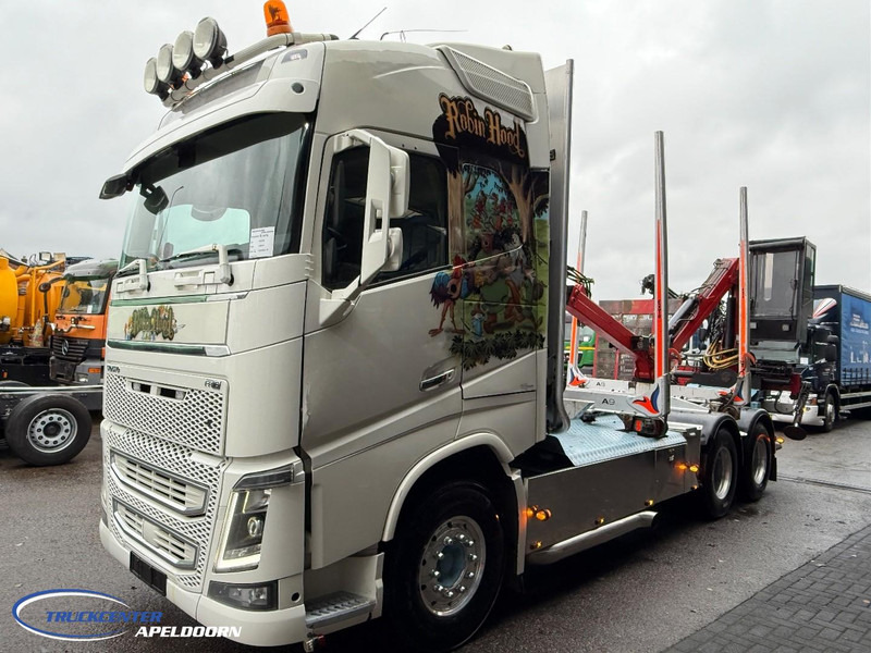 Volvo FH 750 Loglift, 6x4, Dynamic steering, Special painting - Tømmerbil, Kranbil: bilde 3 Volvo FH 750 Loglift, 6x4, Dynamic steering, Special painting - Tømmerbil, Kranbil: bilde 3
