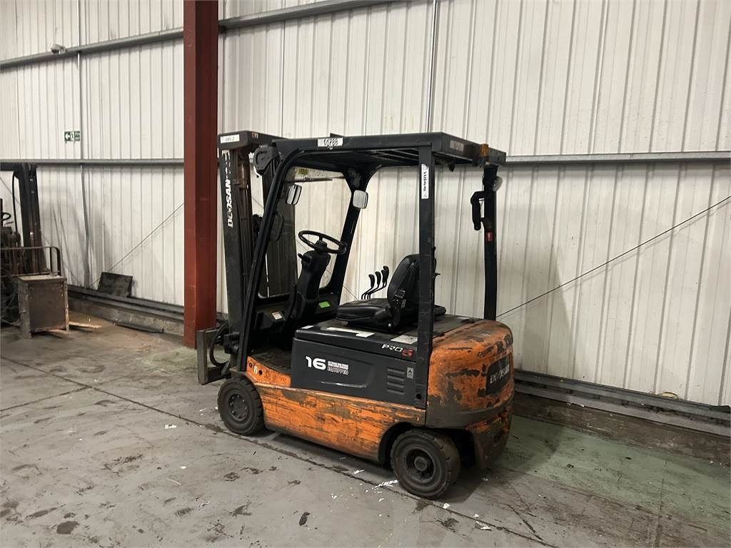 Doosan B16X-5 - El-truck: bilde 3 Doosan B16X-5 - El-truck: bilde 3