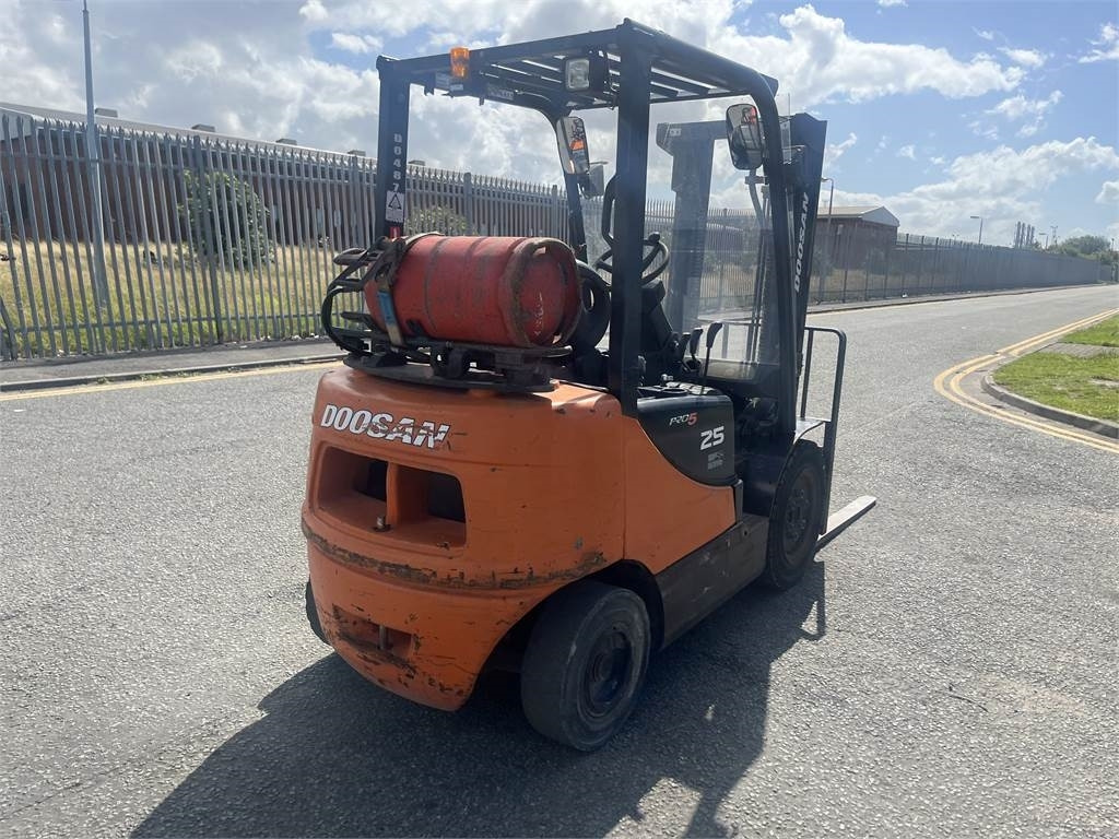 Doosan G25P-5 - Gasstruck: bilde 5 Doosan G25P-5 - Gasstruck: bilde 5