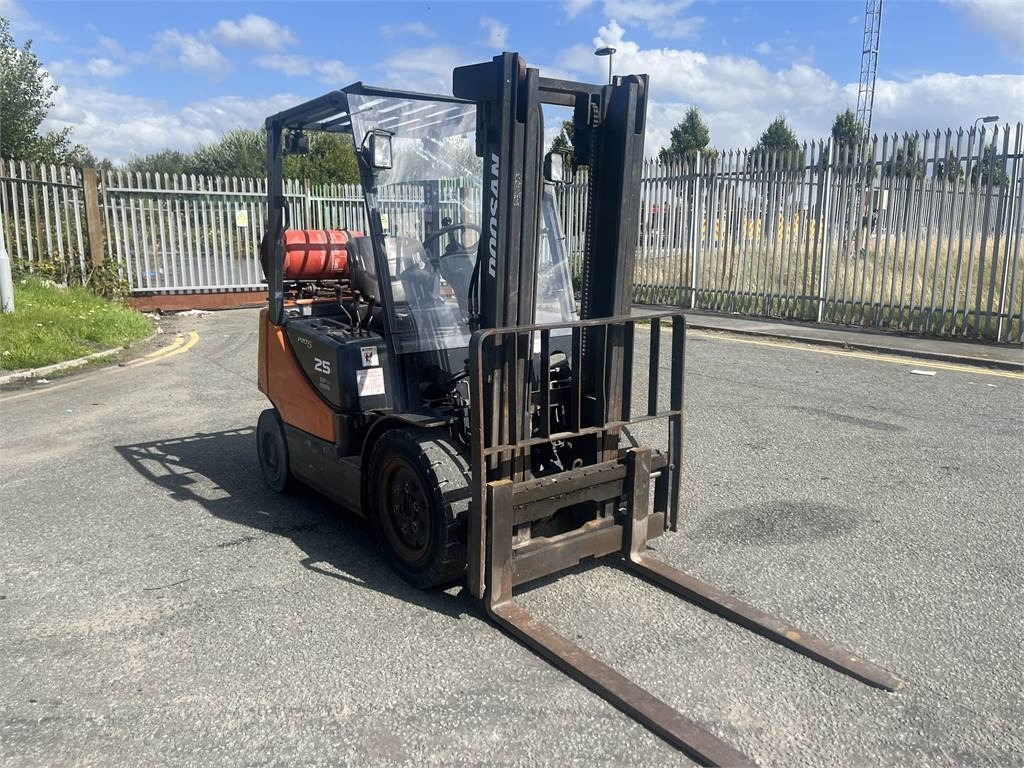 Doosan G25P-5 - Gasstruck: bilde 3 Doosan G25P-5 - Gasstruck: bilde 3