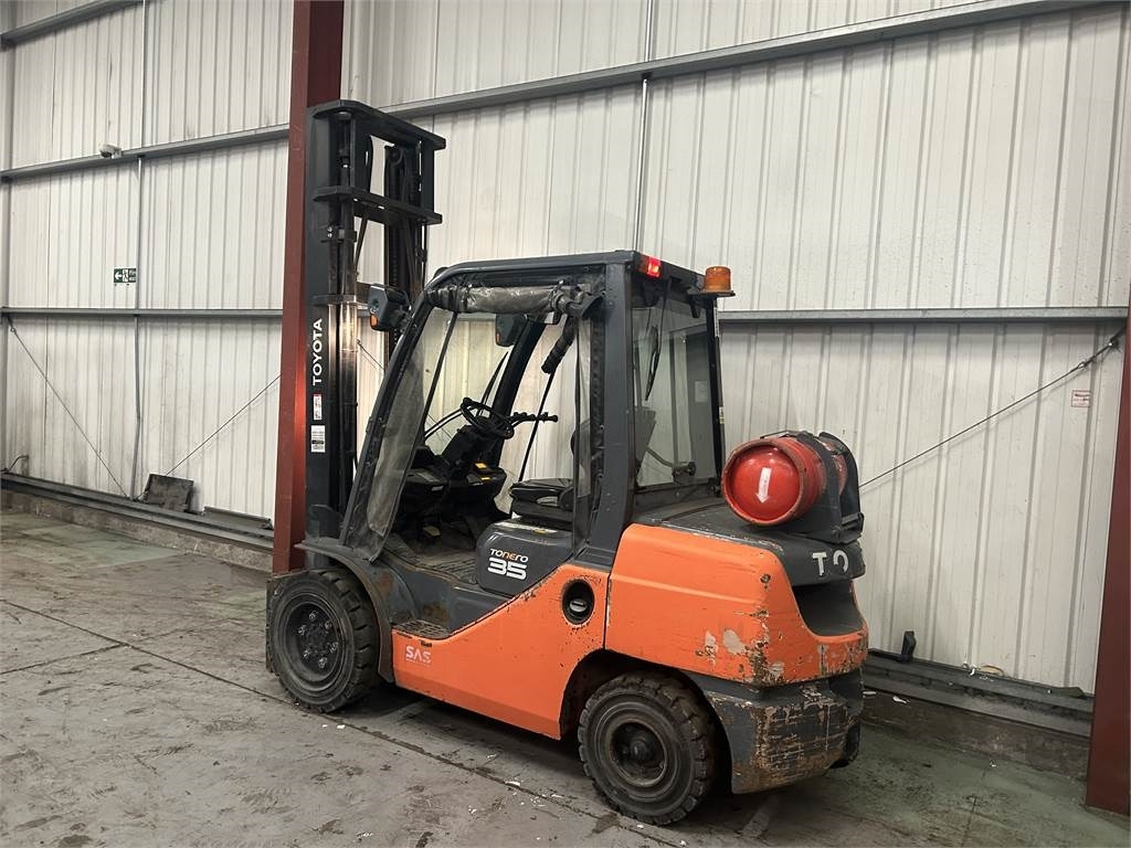 Toyota 02-8FGJF35 - Gasstruck: bilde 3 Toyota 02-8FGJF35 - Gasstruck: bilde 3