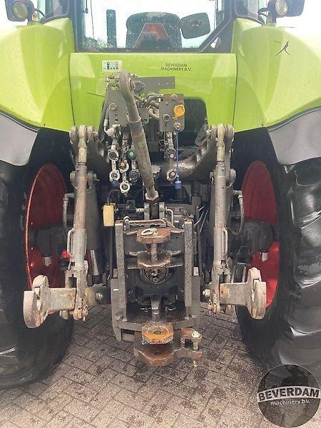 Traktor Claas Axion 820: bilde 9
